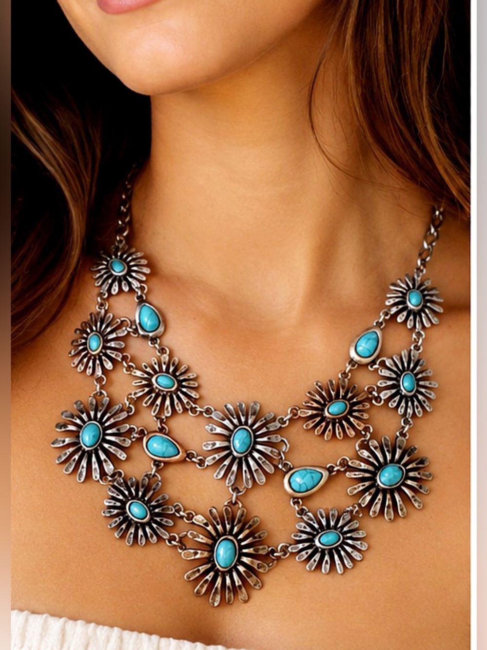 Southwestern Style Turquoise Floral Statement Necklace 🌵✨